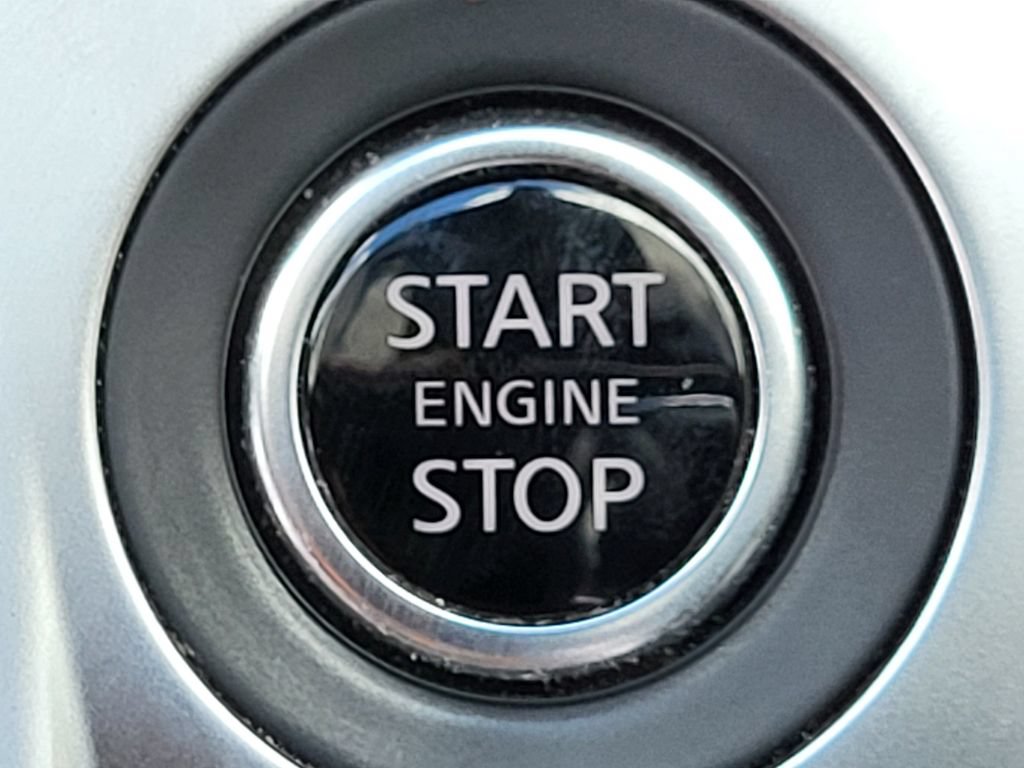 Used 2023 Nissan Sentra SV w/ SV Premium Package FWD image 21