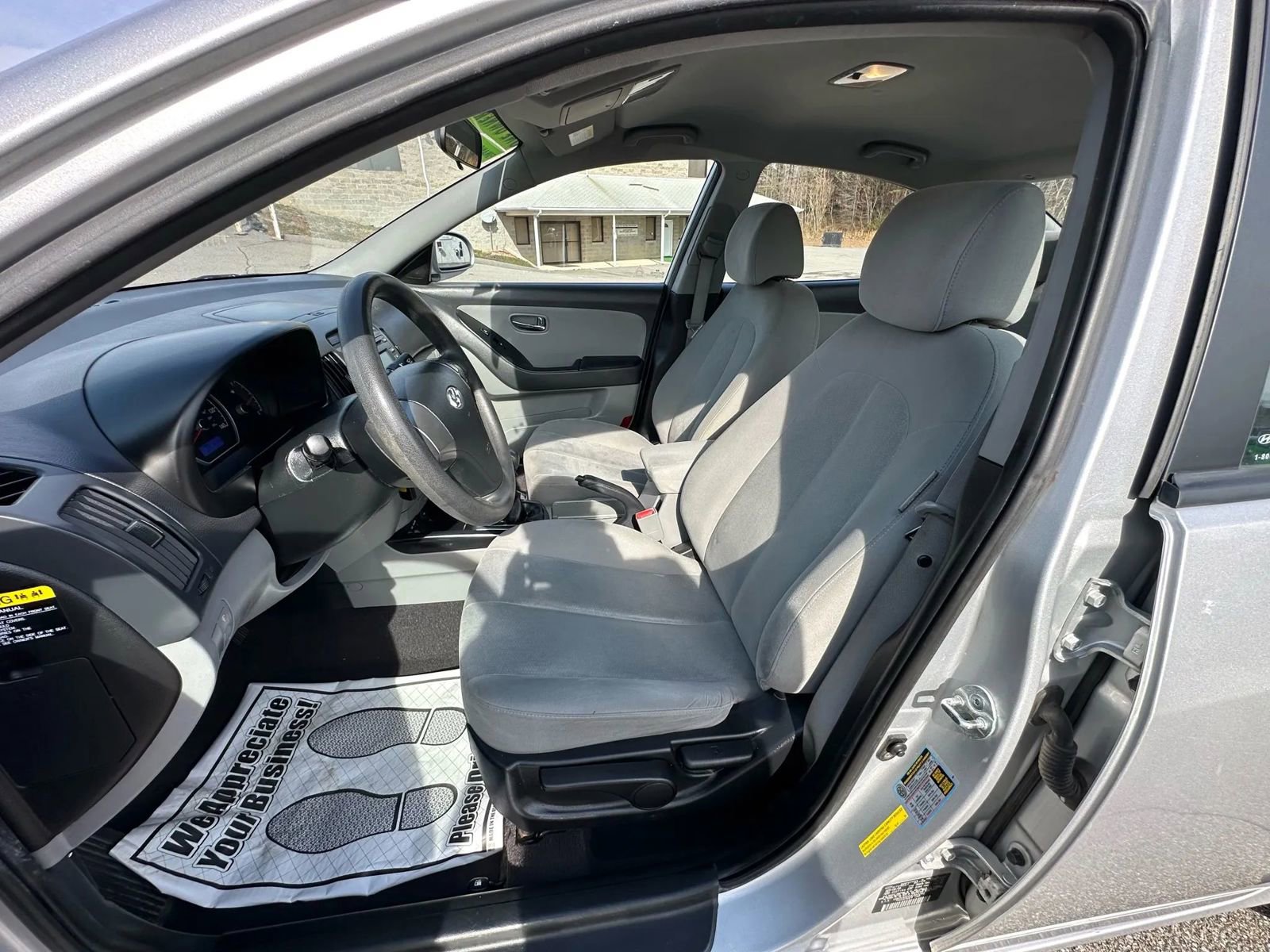 Used 2010 Hyundai Elantra Blue w/ Comfort Pkg 2 image 28