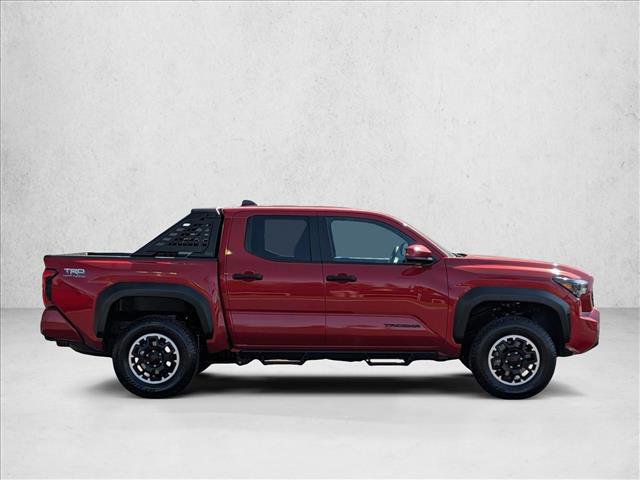 Used 2025 Toyota Tacoma TRD Off-Road AWD/4WD image 4
