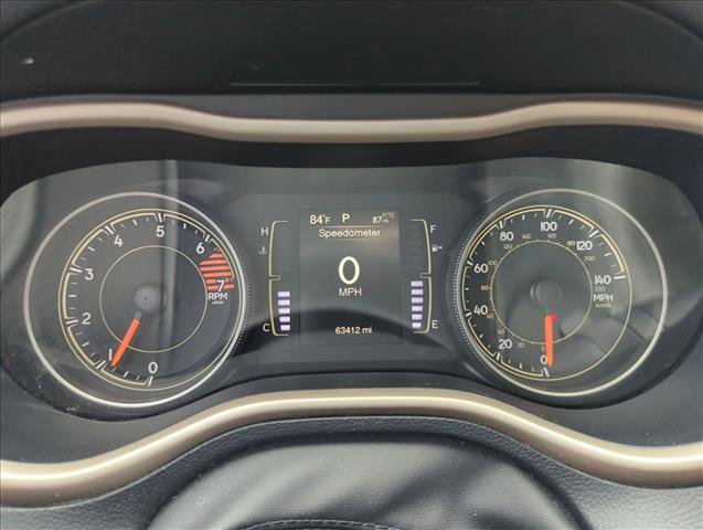 Used 2017 Jeep Cherokee Latitude FWD image 11