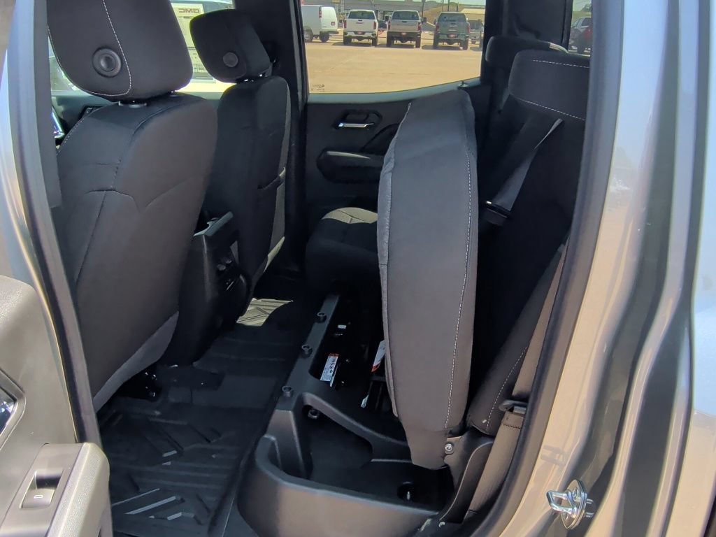 New 2026 GMC Canyon Elevation w/ Convenience Package RWD image 37