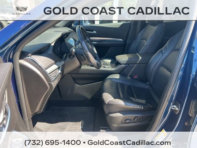 Used 2019 Cadillac XT4 Premium Luxury w/ Cold Weather Package FWD image 16