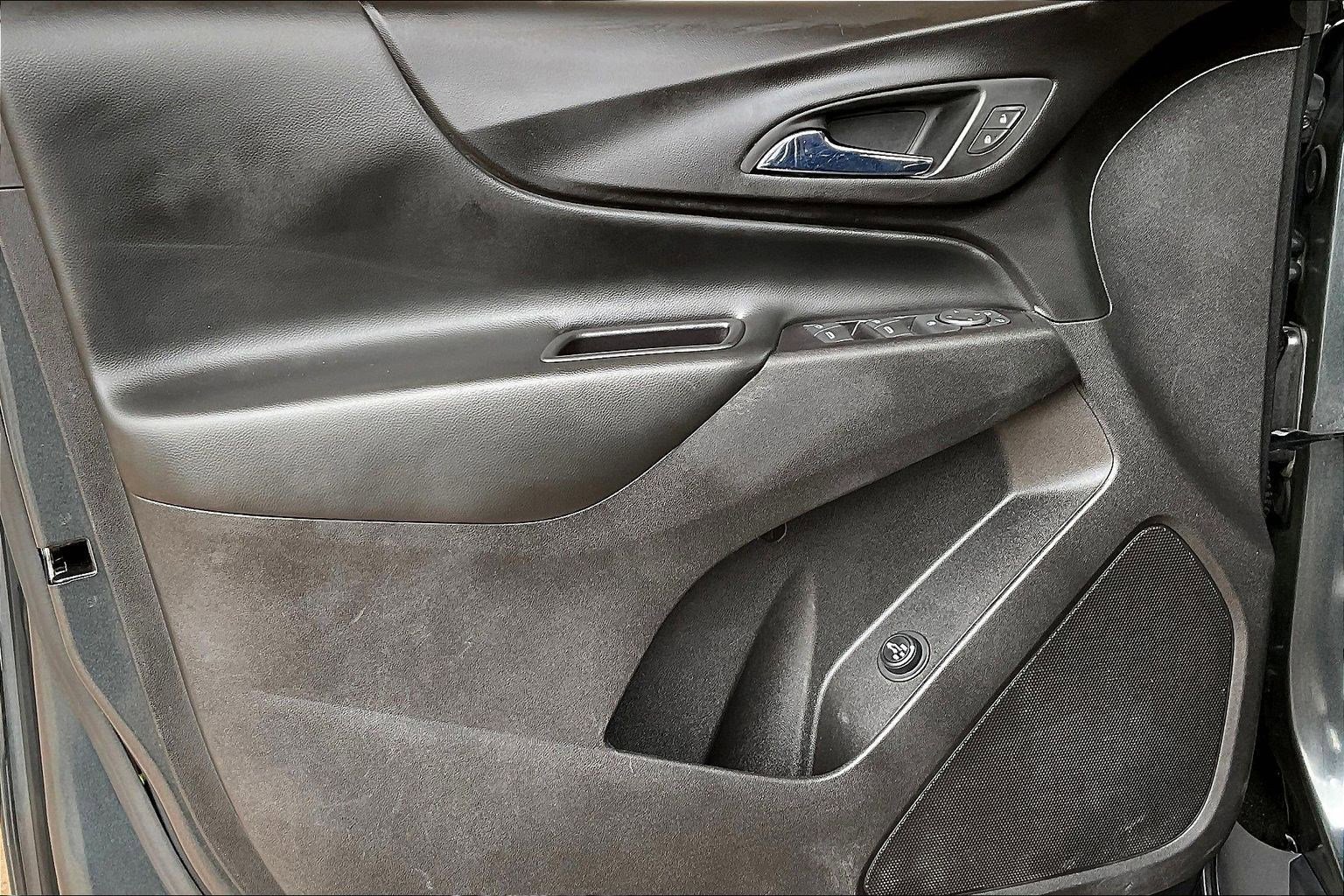 Used 2018 Chevrolet Equinox LT w/ LT Infotainment Plus Package image 20