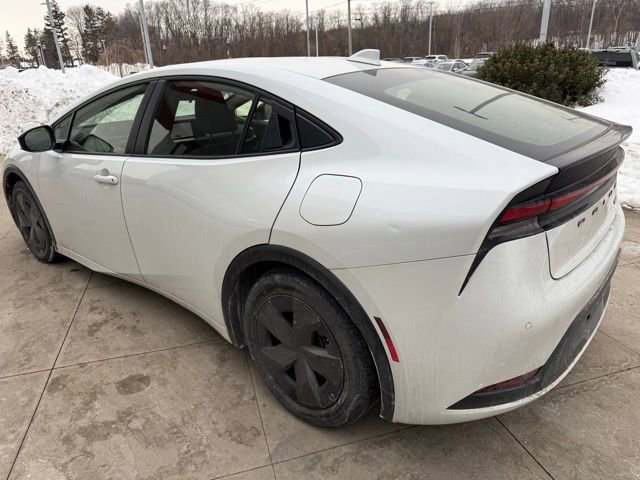 Used 2024 Toyota Prius LE image 5