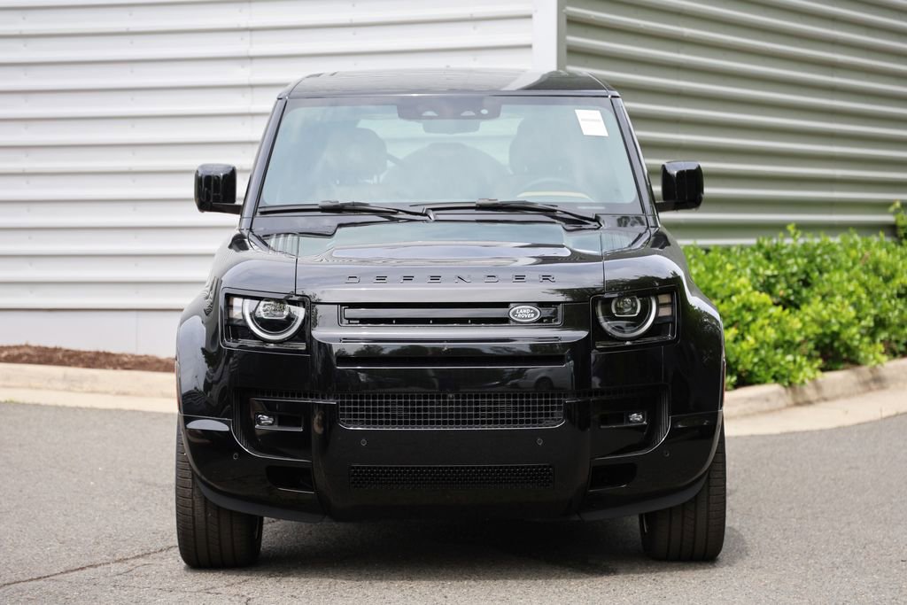 New 2026 Land Rover Defender 110 V8 AWD/4WD image 5