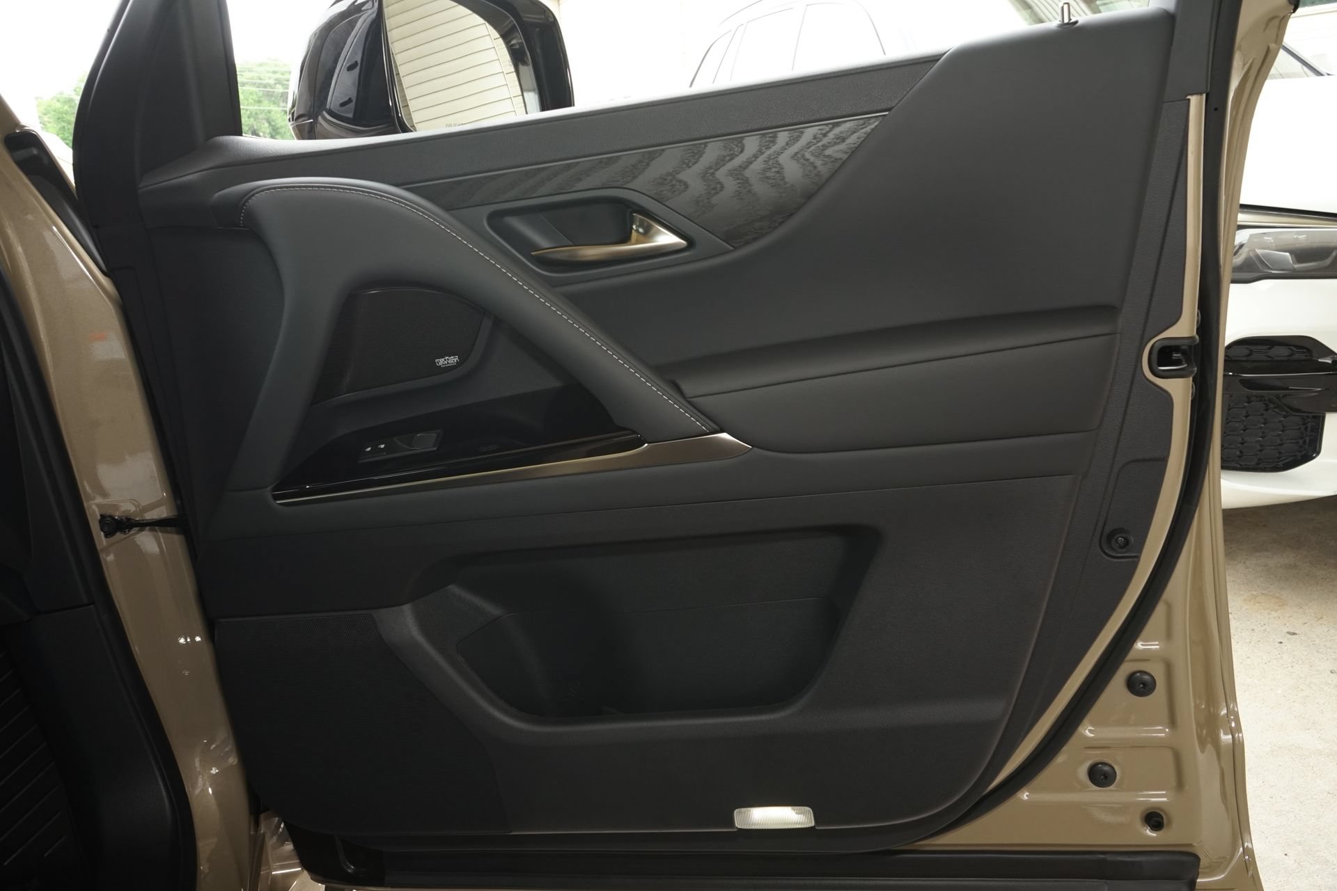 Used 2026 Lexus LX 700h Overtrail AWD/4WD image 28