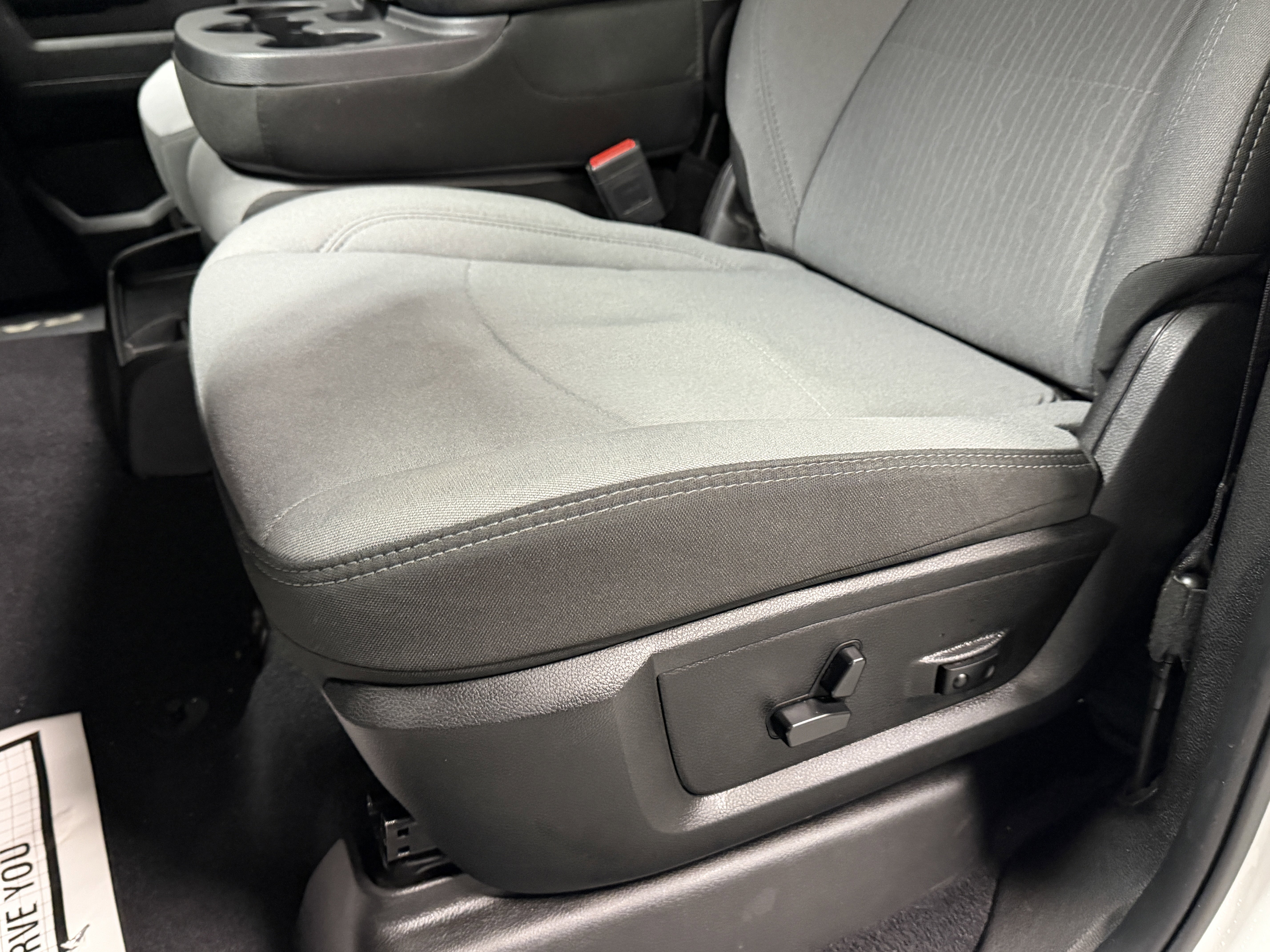 Used 2024 RAM 2500 Big Horn w/ Bed Utility Group image 25