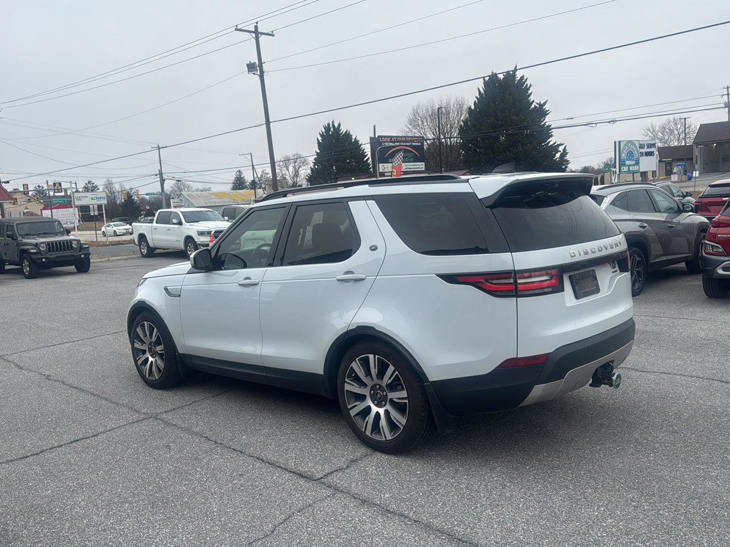 Used 2019 Land Rover Discovery HSE Luxury image 5