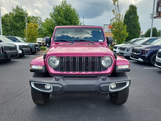 Used 2024 Jeep Gladiator Sport AWD/4WD image 2