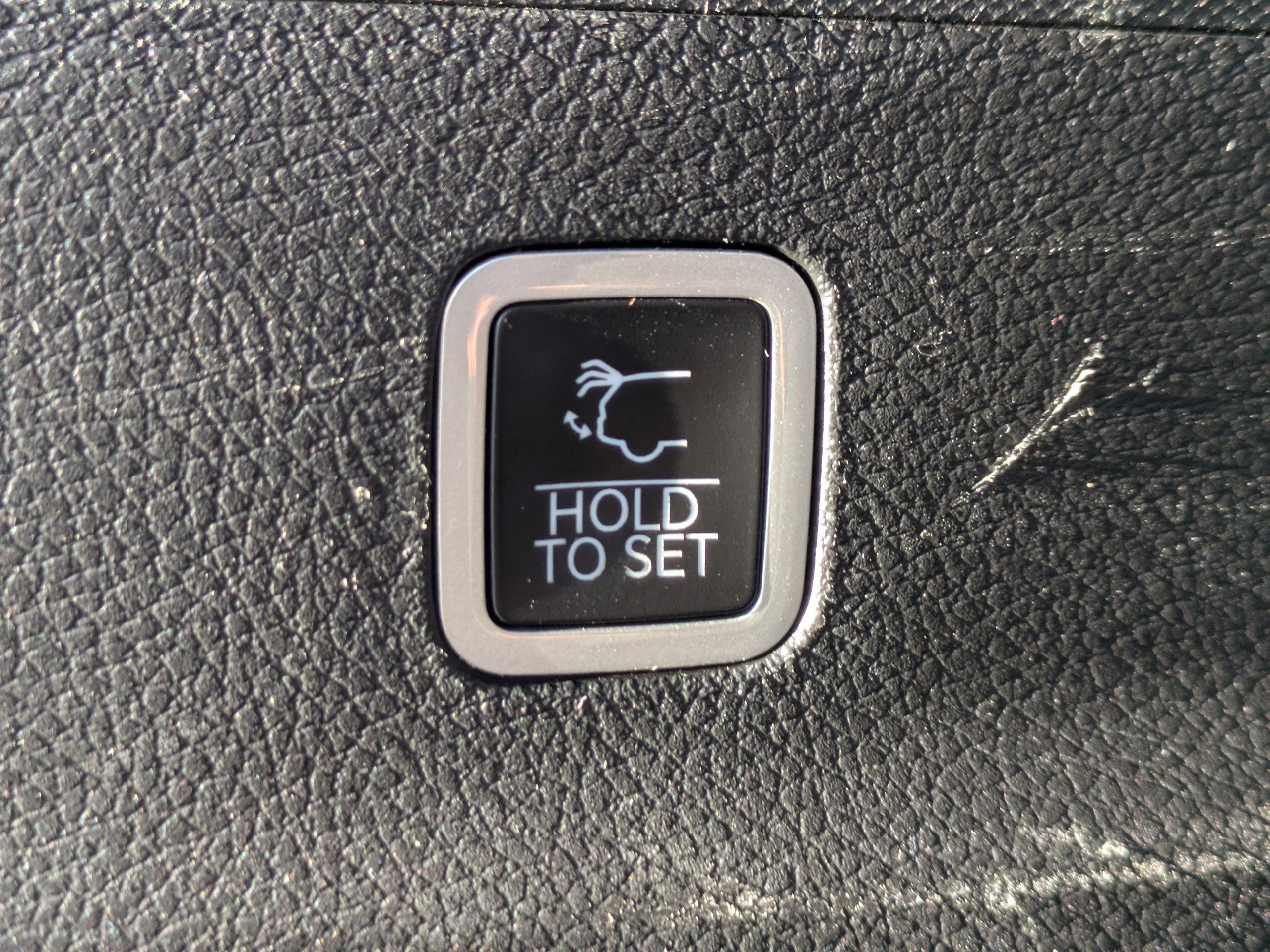 Used 2024 Jeep Wagoneer L Series II image 13