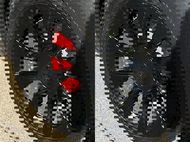 Used 2023 Tesla Model Y Long Range image 10