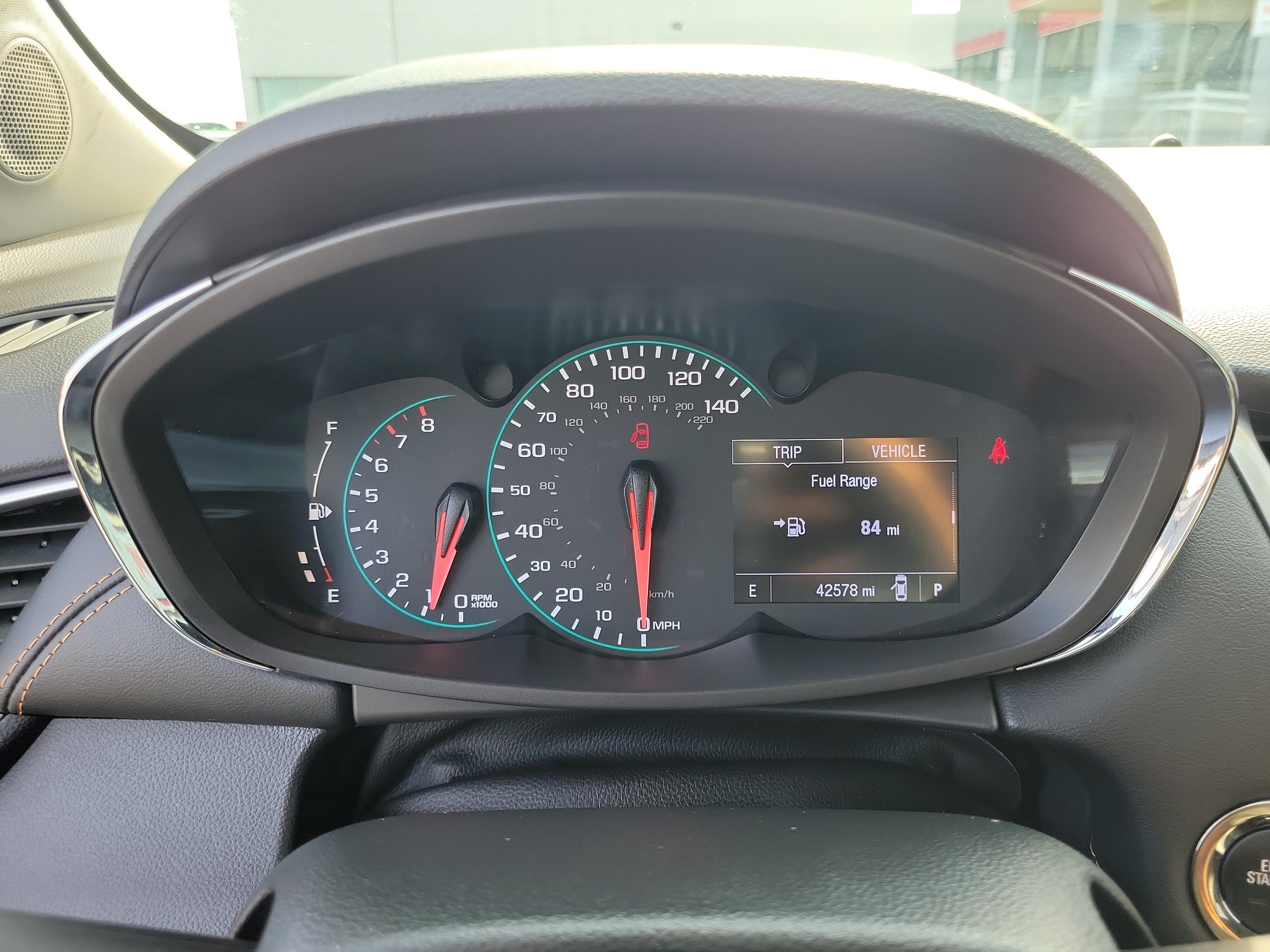 Used 2020 Chevrolet Trax LT w/ LT Convenience Package FWD image 24