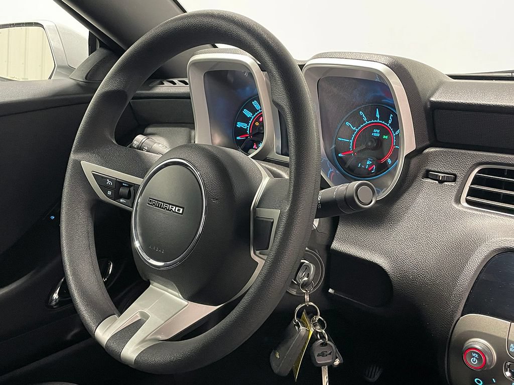 Used 2010 Chevrolet Camaro LT RWD image 56