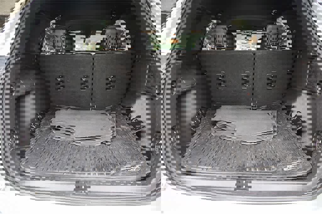 Used 2018 Chevrolet Equinox Premier image 25