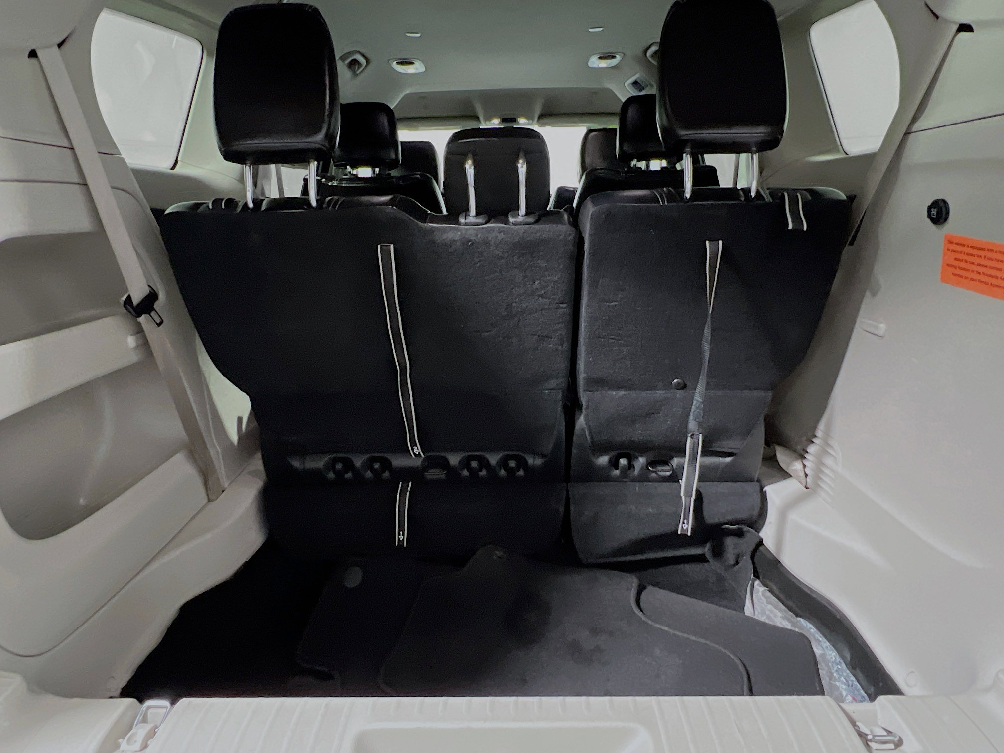 Used 2024 Chrysler Pacifica Touring-L image 34