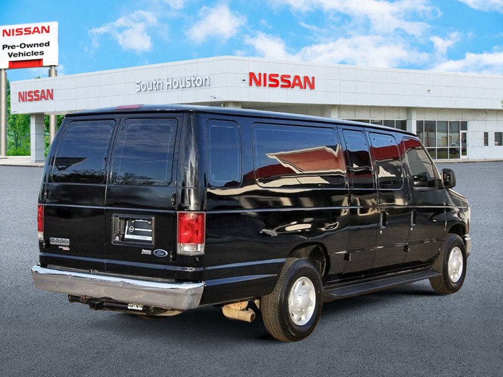 Used 2013 Ford E-350 and Econoline 350 XLT image 4