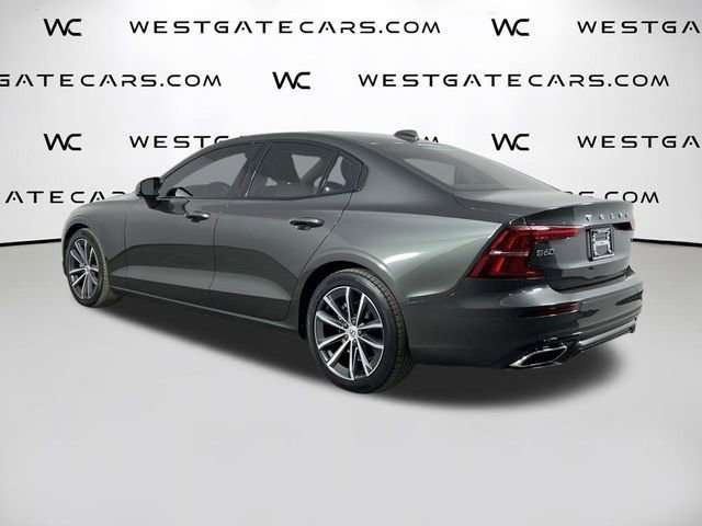 Used 2022 Volvo S60 B5 Momentum w/ Premium Package image 46