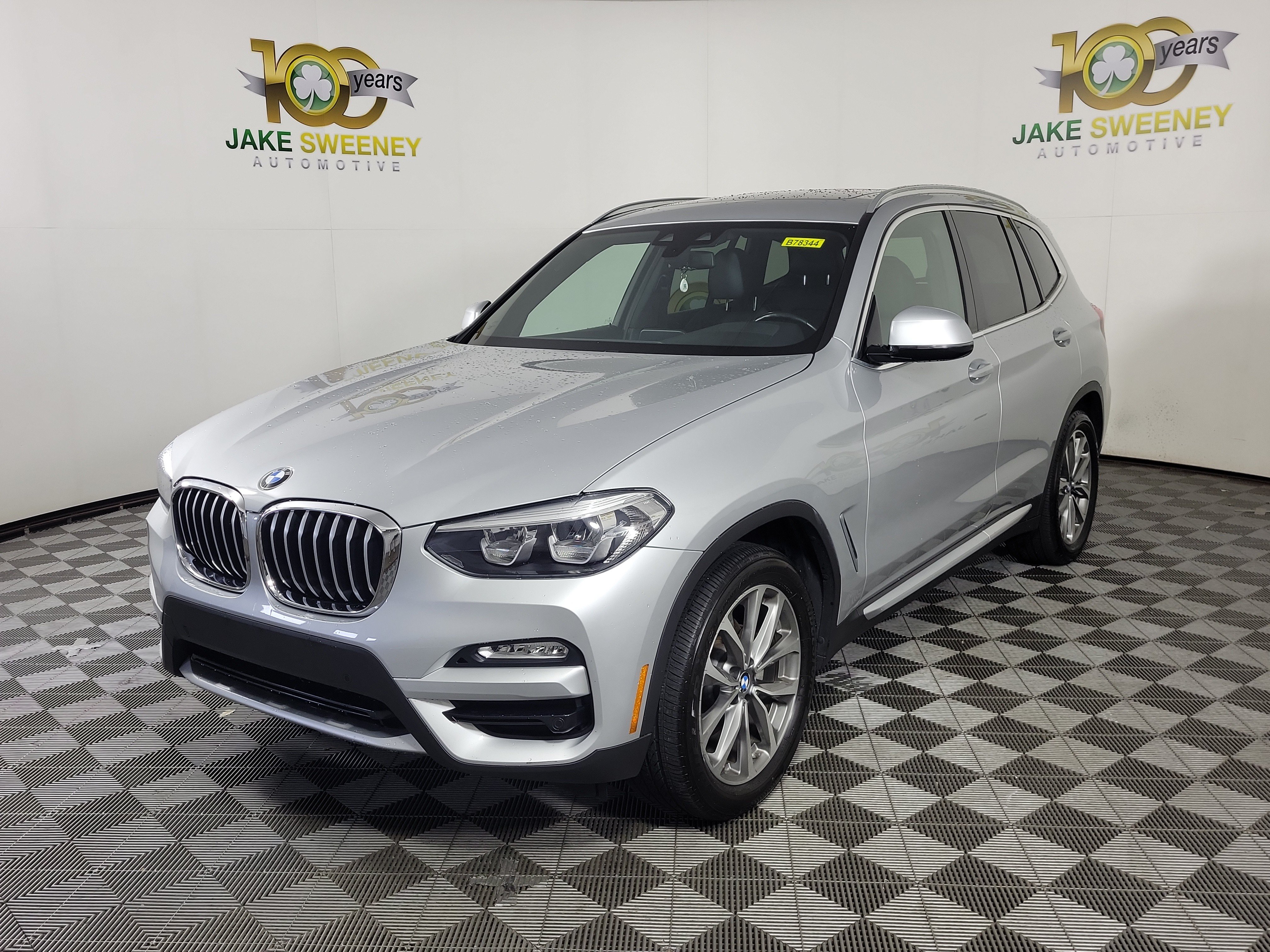 Used 2019 BMW X3 xDrive30i w/ Driving Assistance Package AWD/4WD image 3