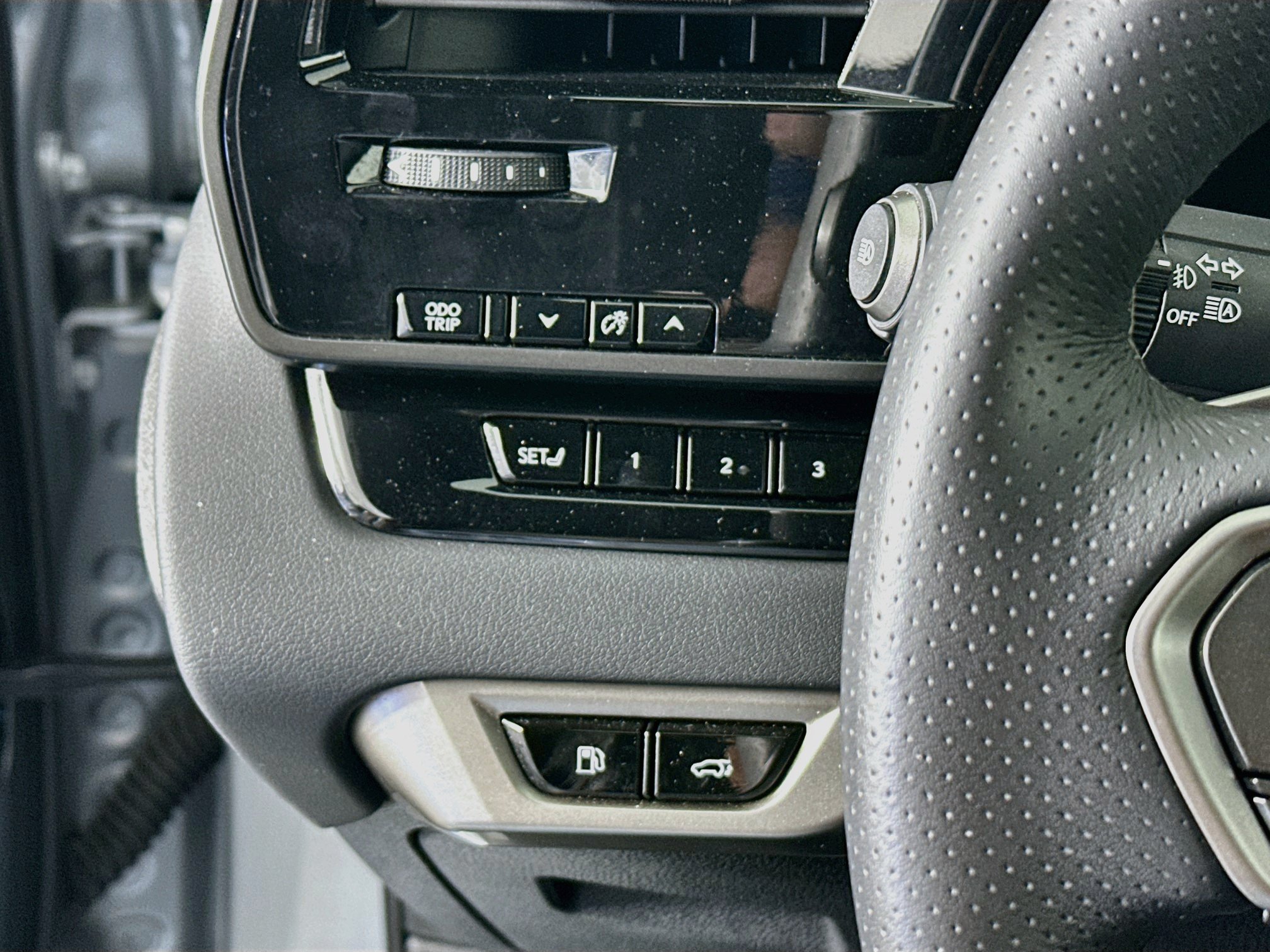 Used 2024 Lexus RX 350 F Sport w/ Convenience Package AWD/4WD image 17