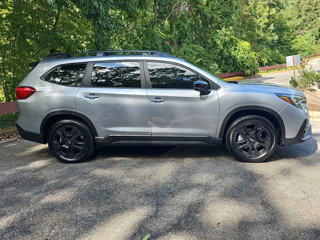 Used 2024 Subaru Ascent Onyx Edition Limited AWD/4WD image 2