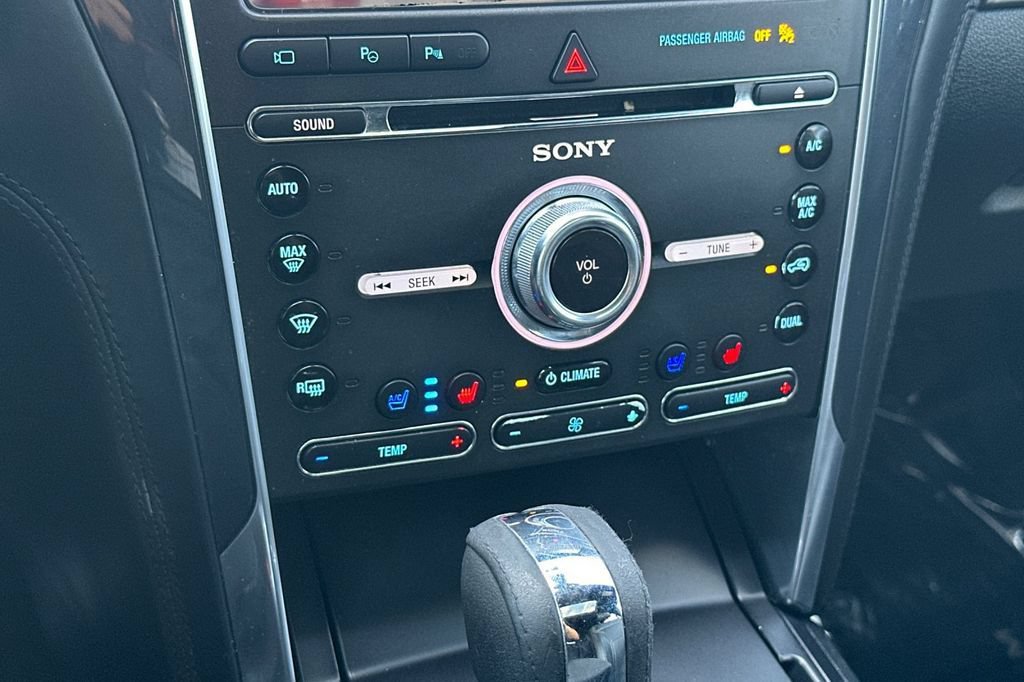 Used 2018 Ford Explorer Platinum AWD/4WD image 23