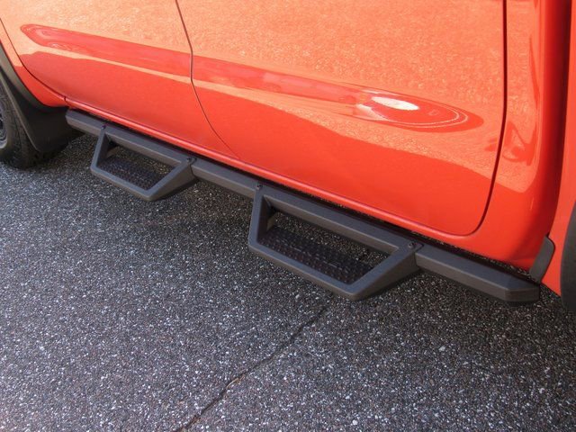 New 2026 Nissan Frontier PRO-4X w/ Pro Premium Package image 8