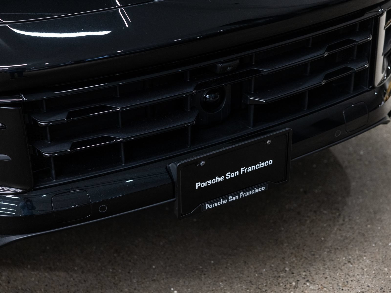 Certified 2026 Porsche Cayenne E-Hybrid AWD/4WD image 18