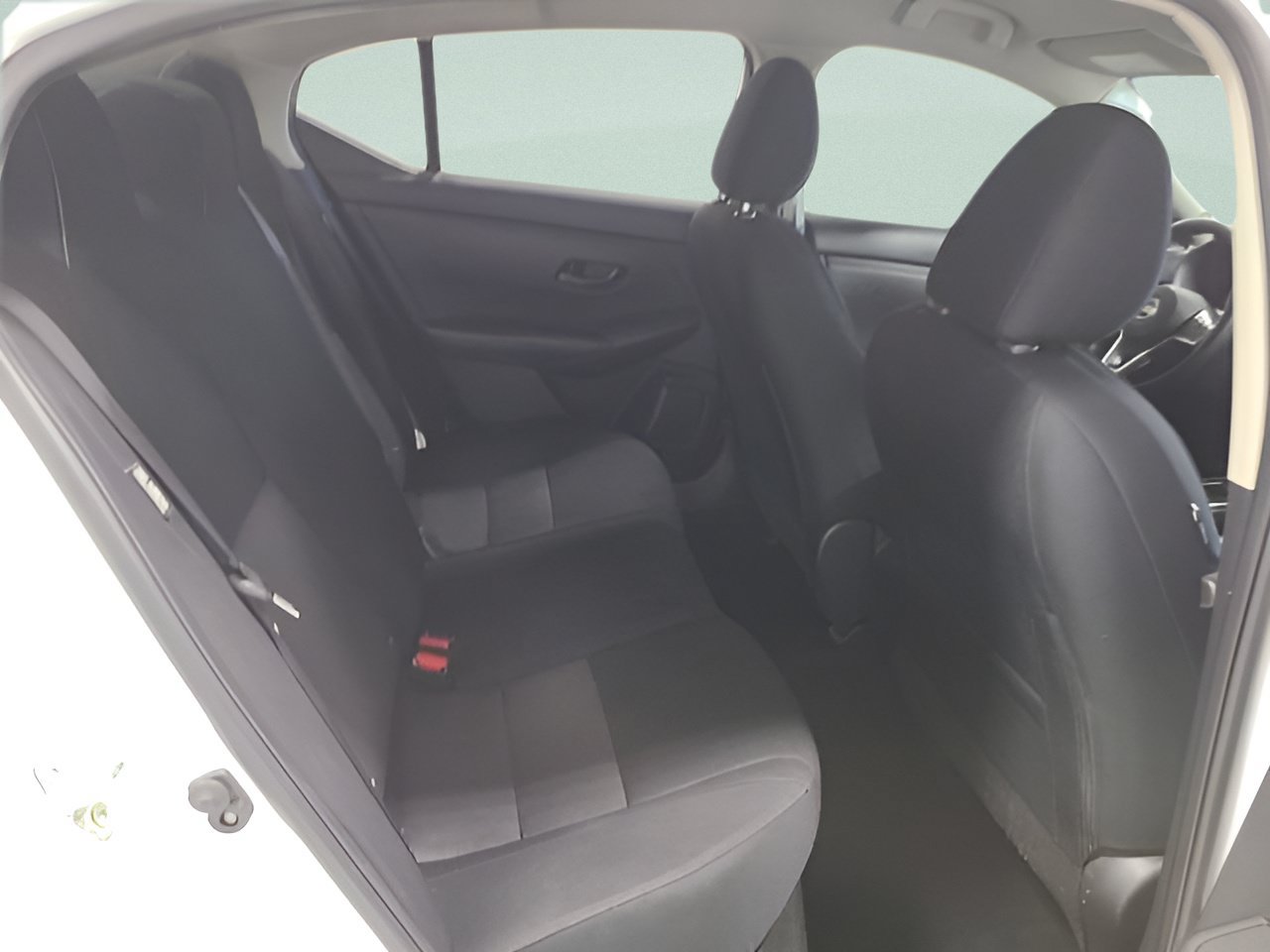 Used 2024 Nissan Sentra SV FWD image 13