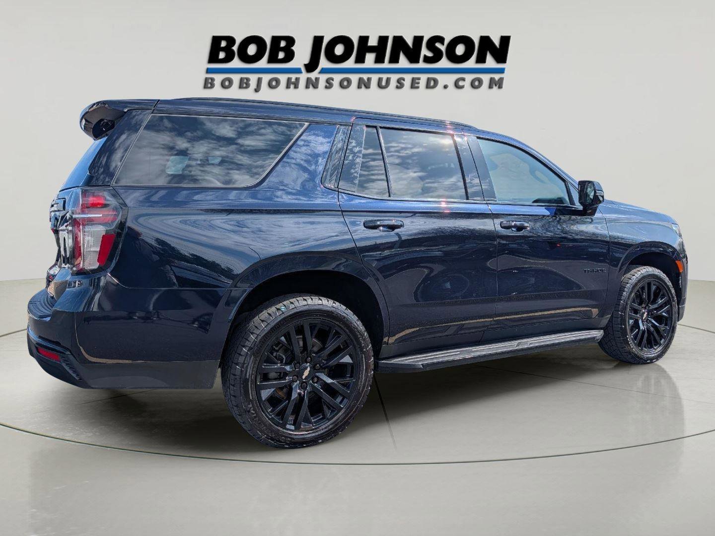 Used 2023 Chevrolet Tahoe RST w/ Luxury Package image 2