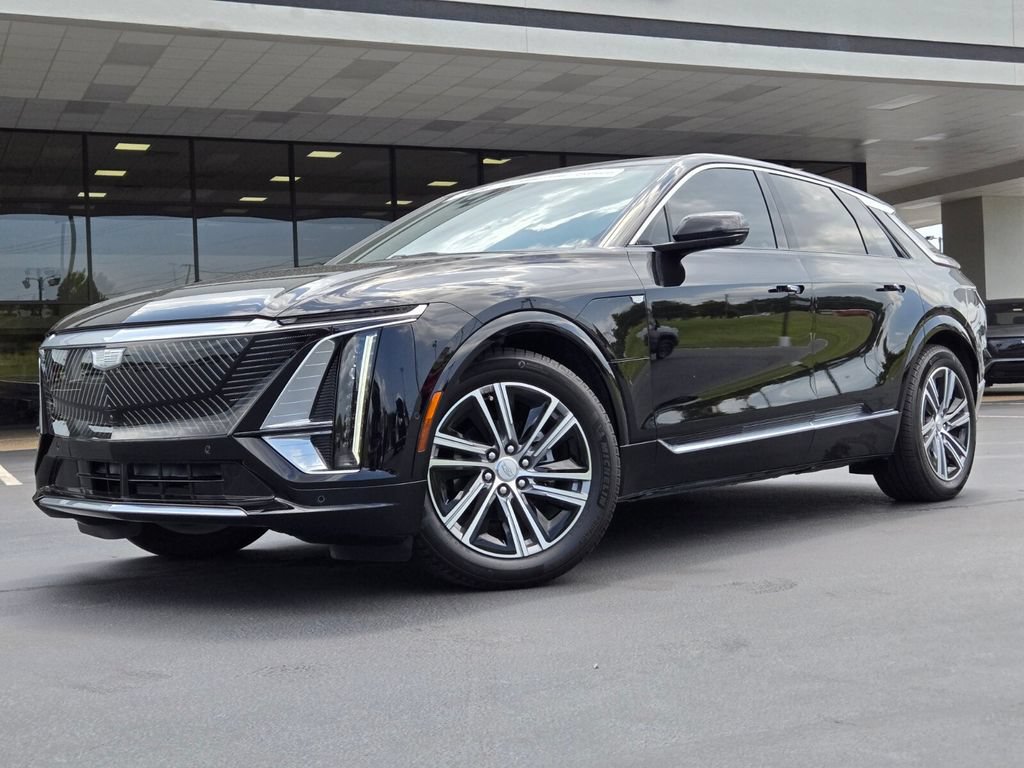 Used 2024 Cadillac Lyriq Luxury AWD/4WD image 1