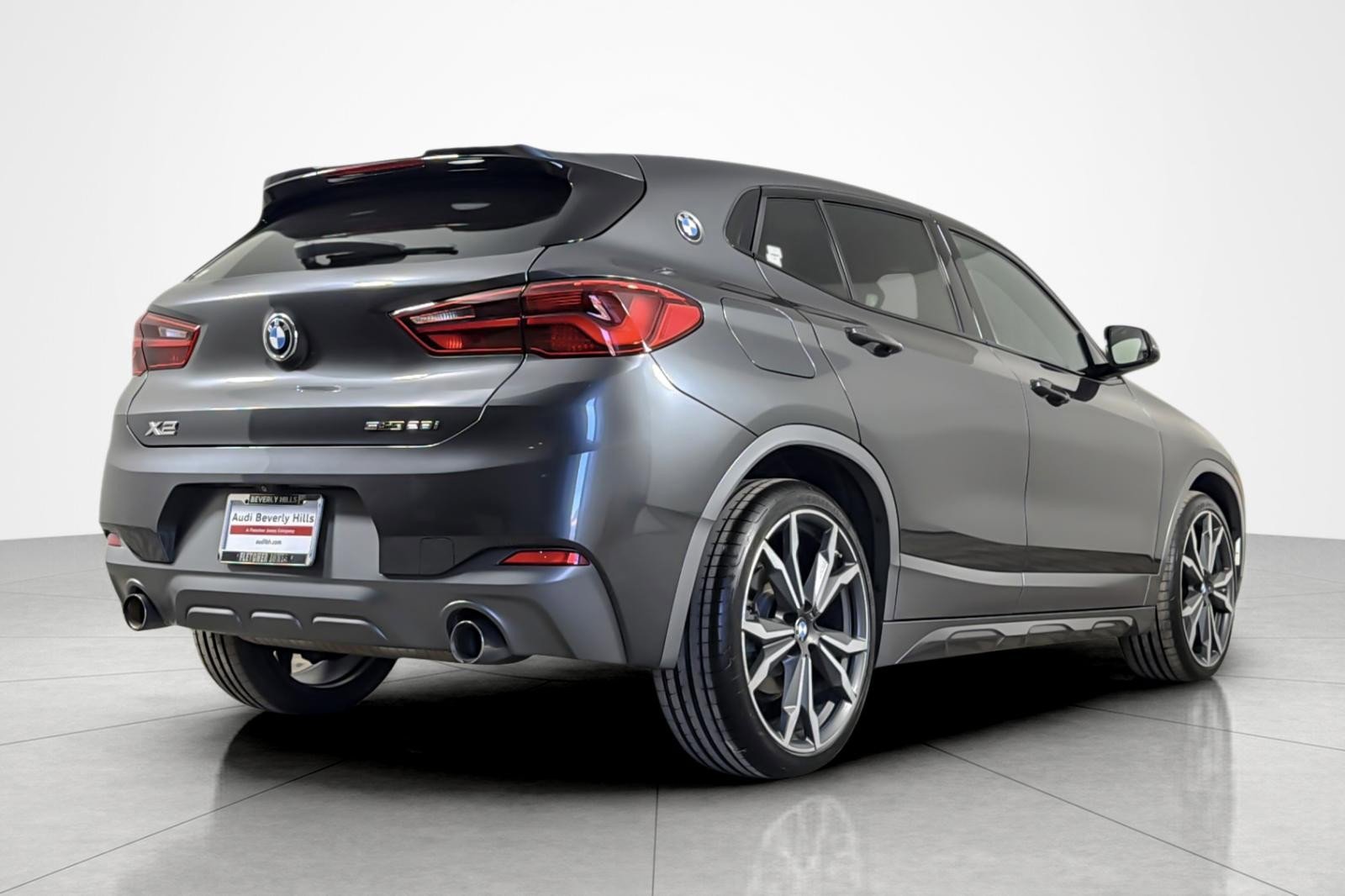 Used 2018 BMW X2 sDrive28i w/ M SportX Package FWD image 5