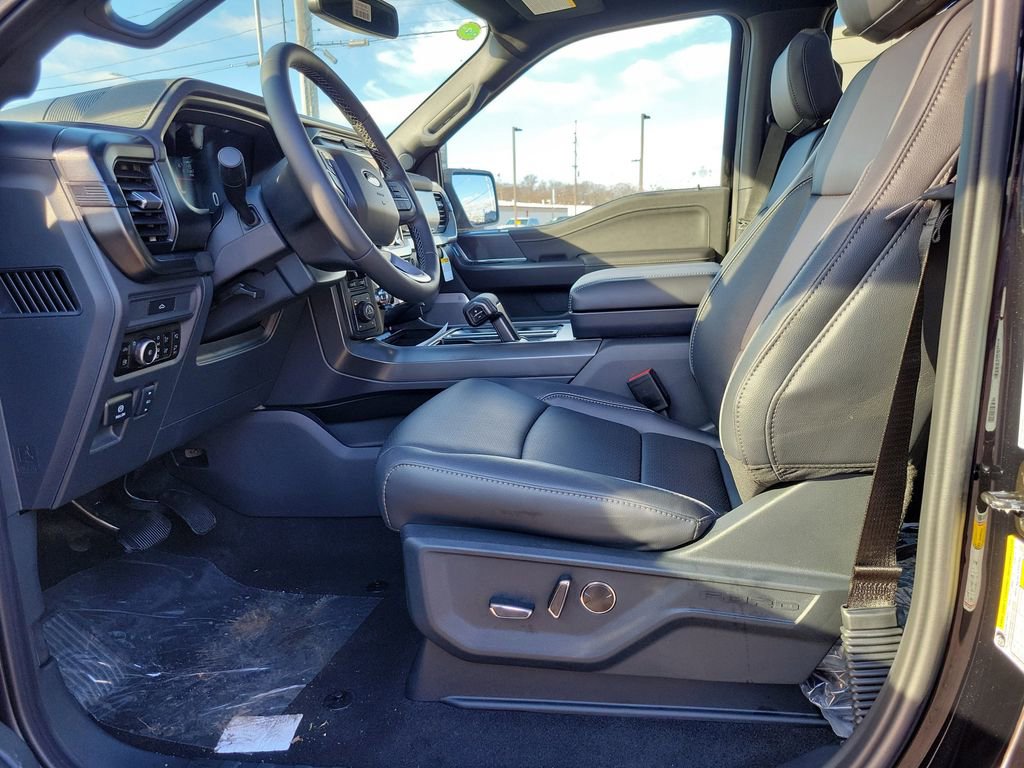 New 2026 Ford F150 Lariat w/ Equipment Group 502A High image 8