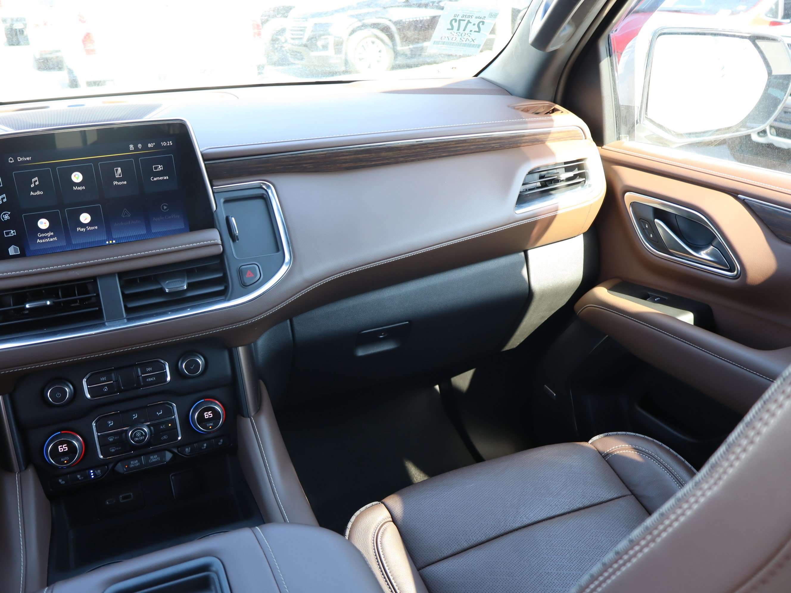 Used 2022 Chevrolet Tahoe High Country AWD/4WD image 15