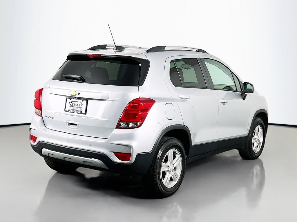 Used 2022 Chevrolet Trax LT w/ Driver Confidence Package AWD/4WD image 5