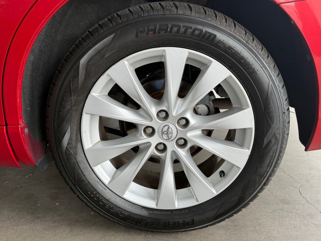Used 2013 Toyota Venza XLE w/ XLE Premium Pkg FWD image 57