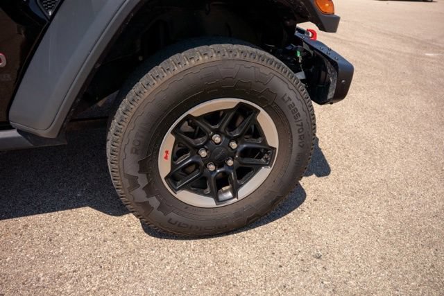 Used 2018 Jeep Wrangler Unlimited Rubicon AWD/4WD image 9