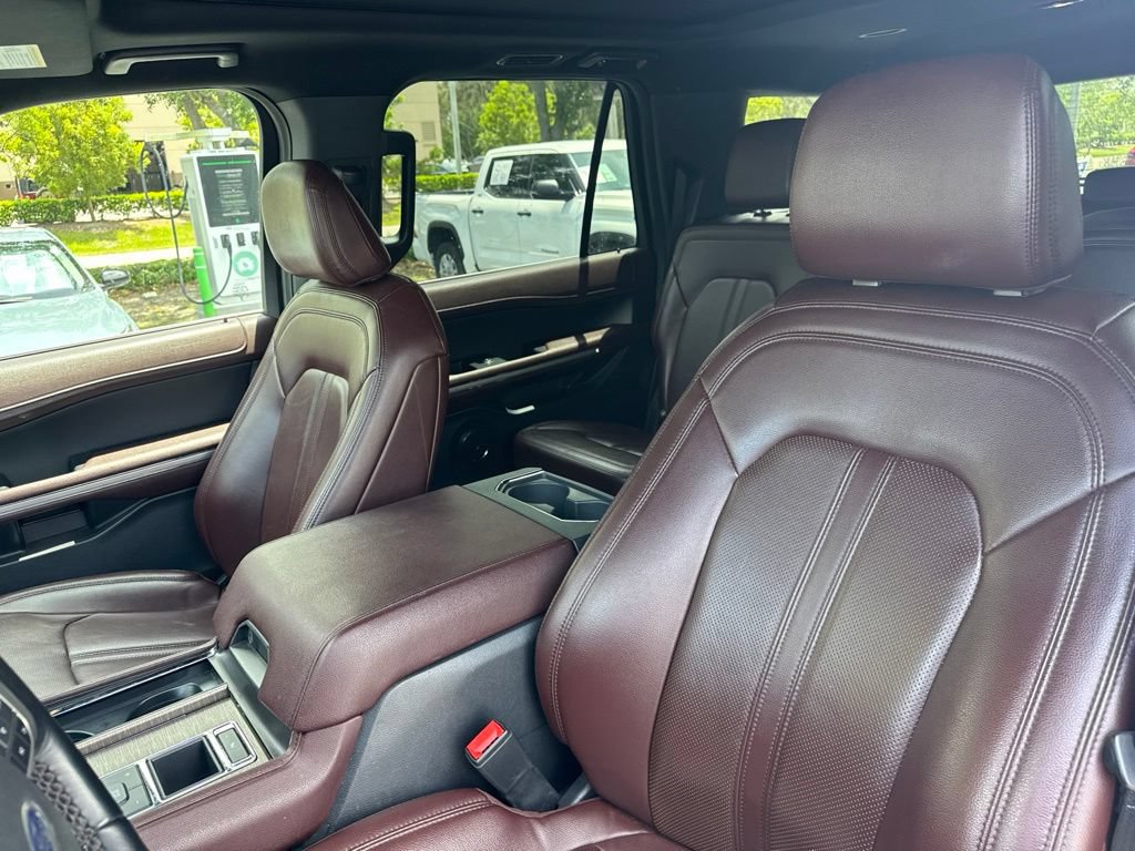 Used 2023 Ford Expedition Max Limited RWD image 10