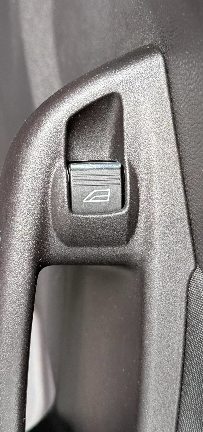 Used 2014 Ford Focus ST w/ Equipment Group 202A FWD image 32