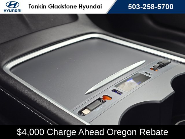 Used 2023 Tesla Model 3 Standard Range RWD image 32