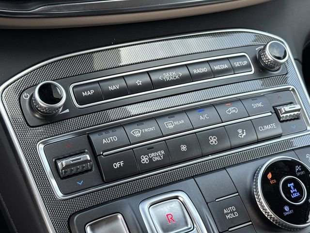 Certified 2023 Hyundai Santa Fe Limited AWD/4WD image 31
