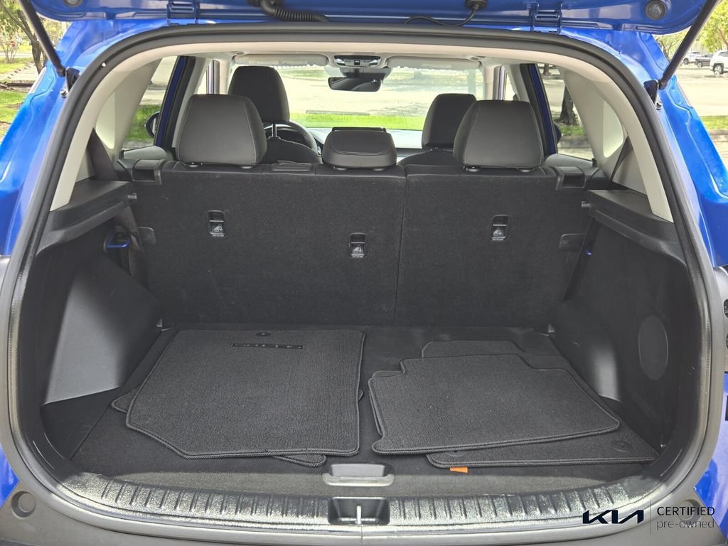 Certified 2023 Kia Seltos SX w/ SX Sunroof Package AWD/4WD image 14