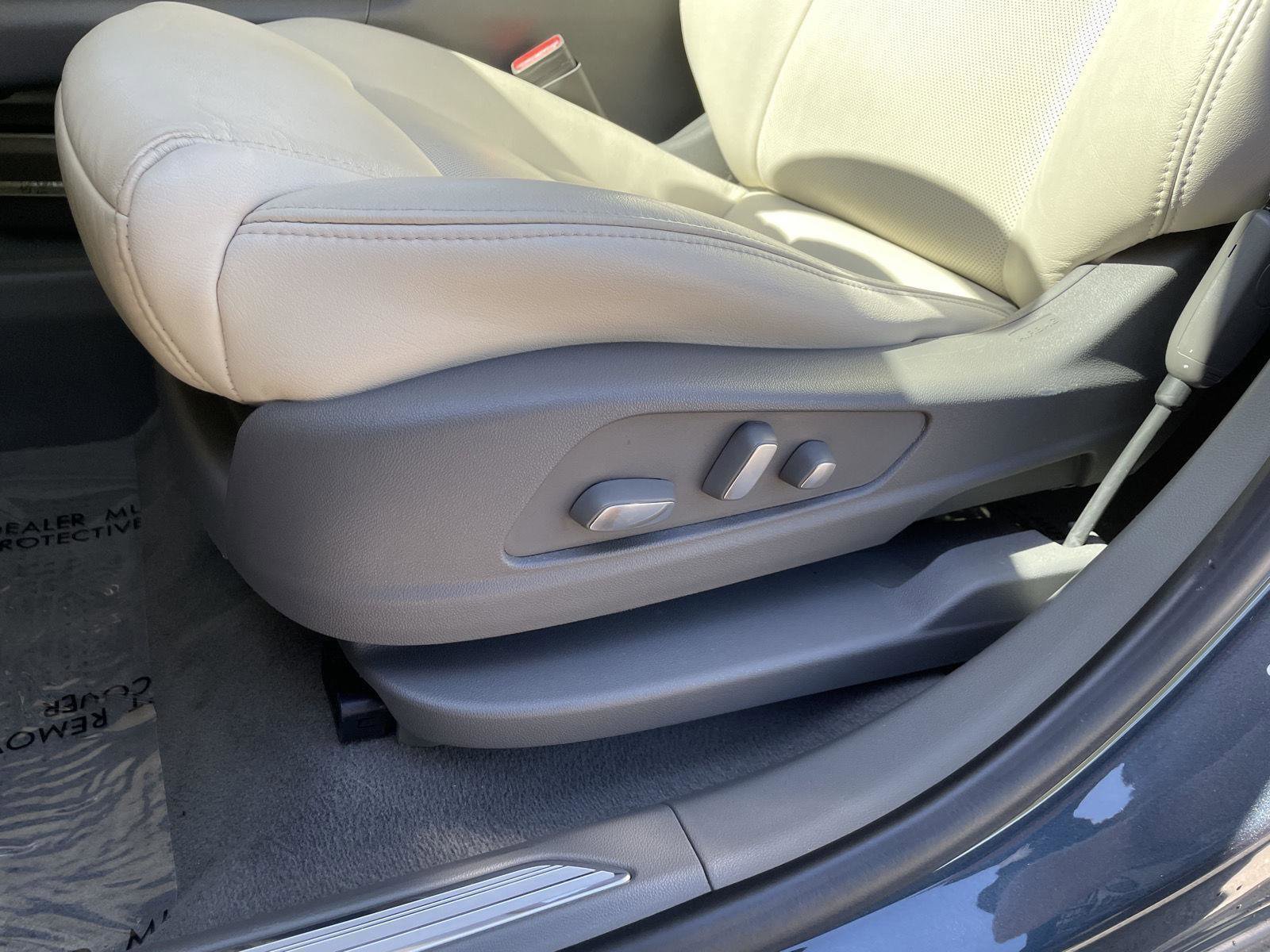 Used 2019 Cadillac XT5 Luxury FWD image 9