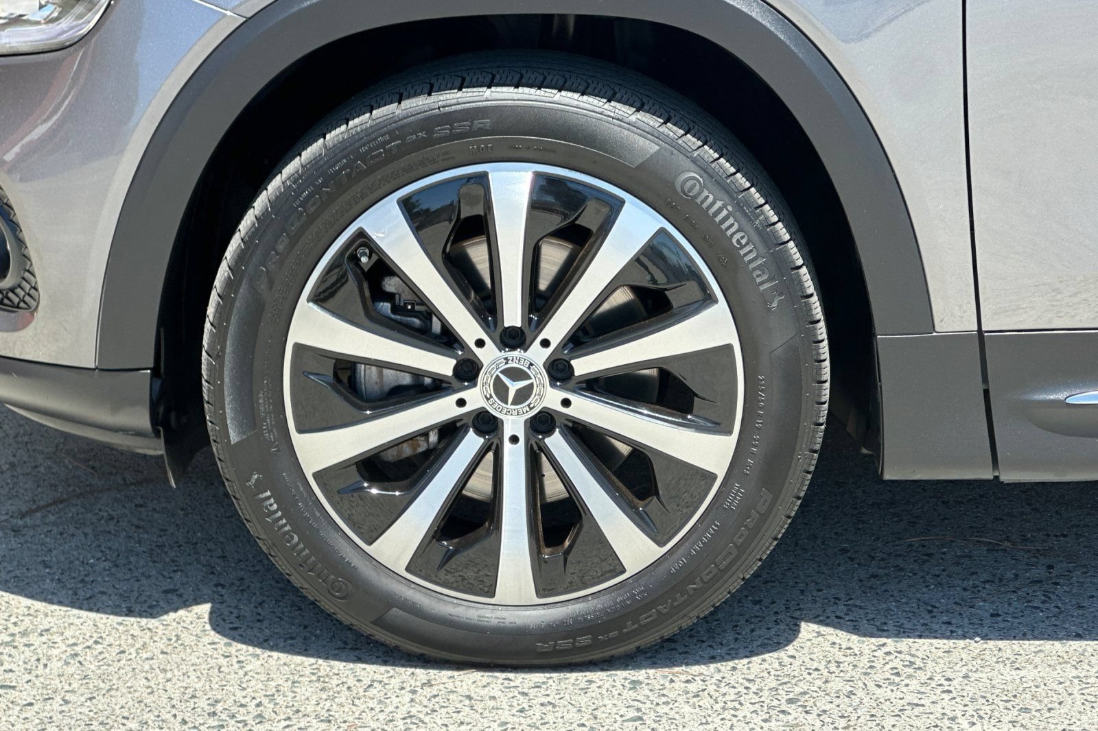 Certified 2022 Mercedes-Benz GLB 250 4MATIC image 36