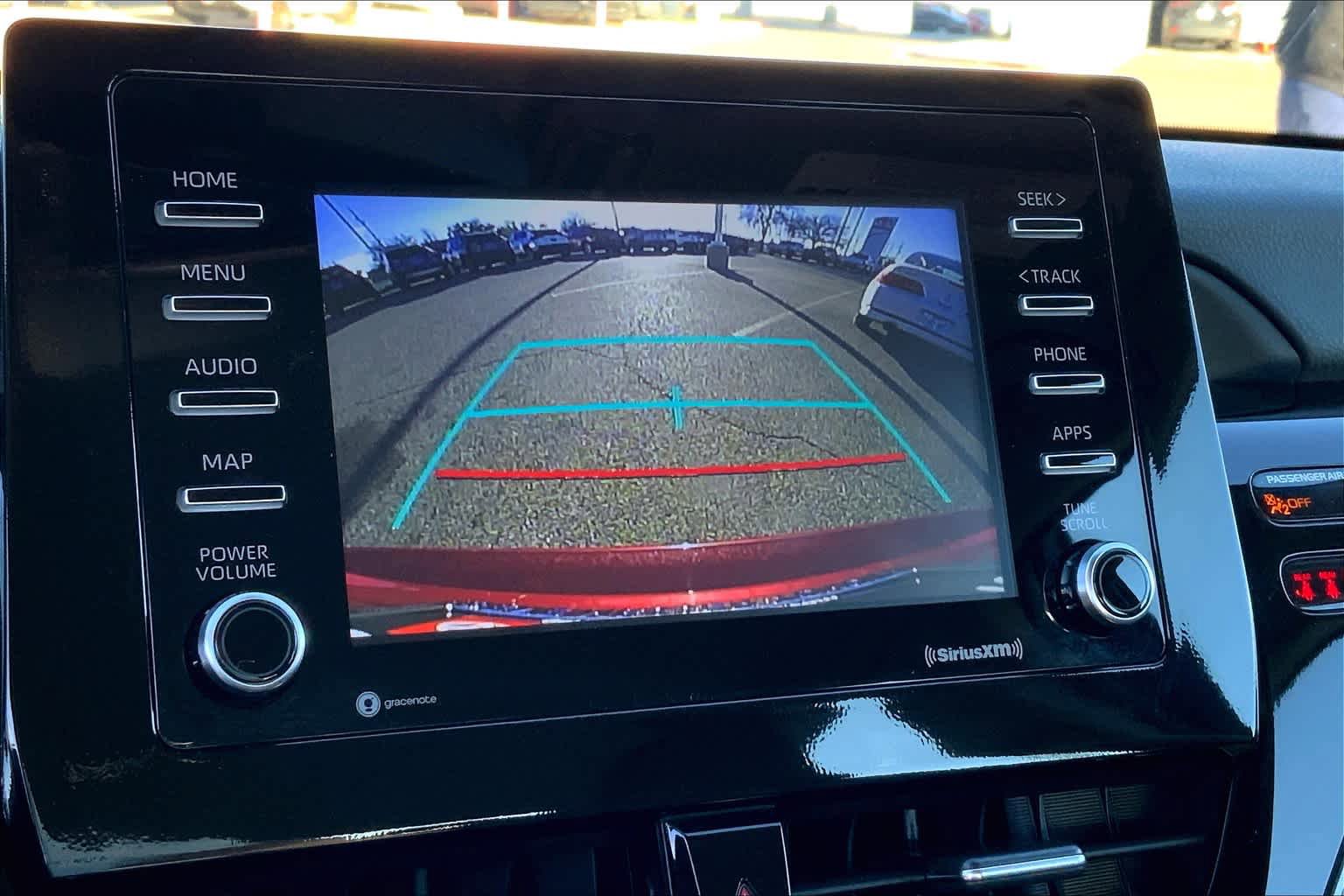 Used 2022 Toyota Camry LE FWD image 27