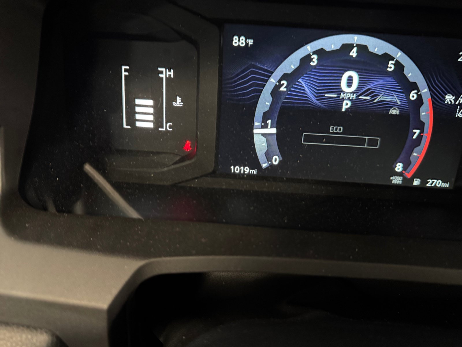 Certified 2025 Toyota Tacoma SR5 AWD/4WD image 11