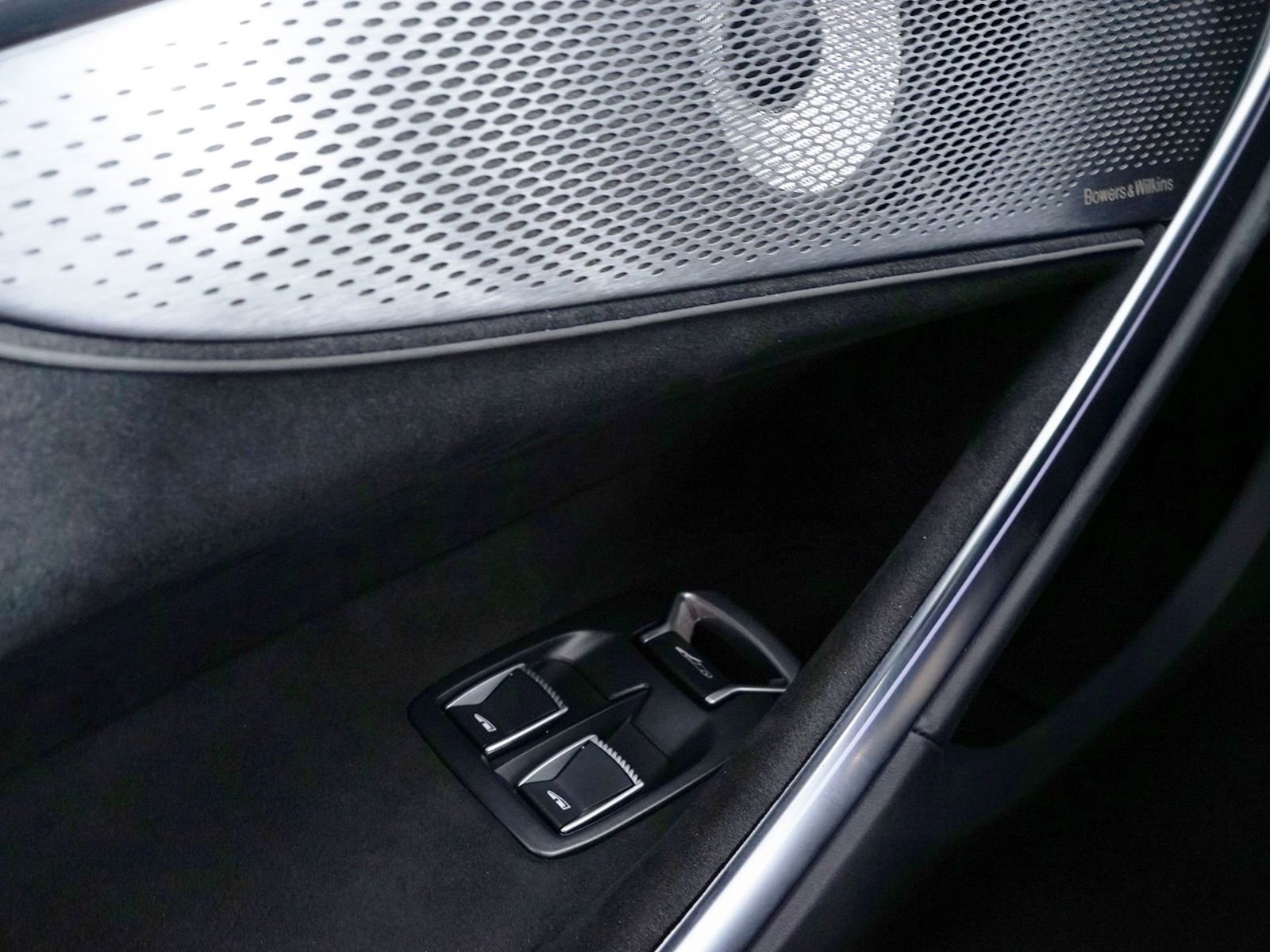 New 2026 McLaren Artura image 16