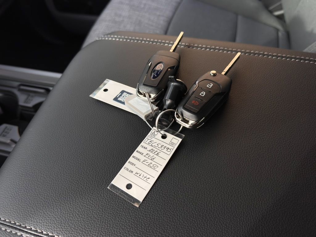 New 2026 Ford F250 XLT w/ FX4 Off-Road Package image 55