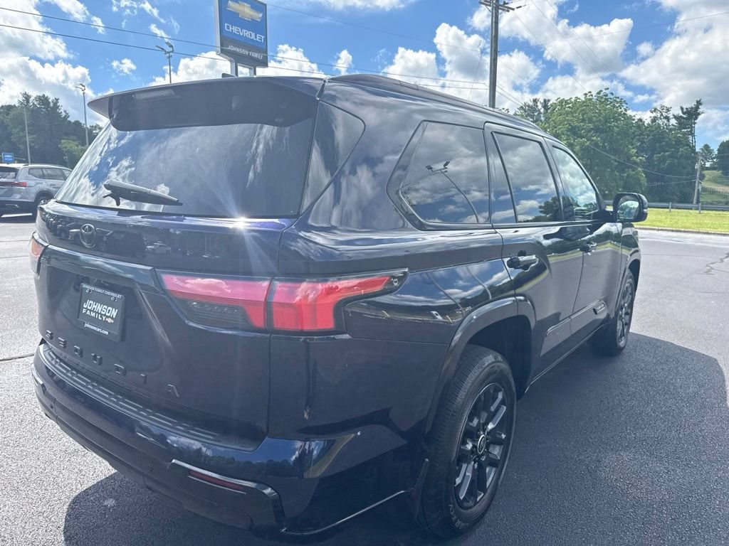 Used 2024 Toyota Sequoia Platinum AWD/4WD image 10