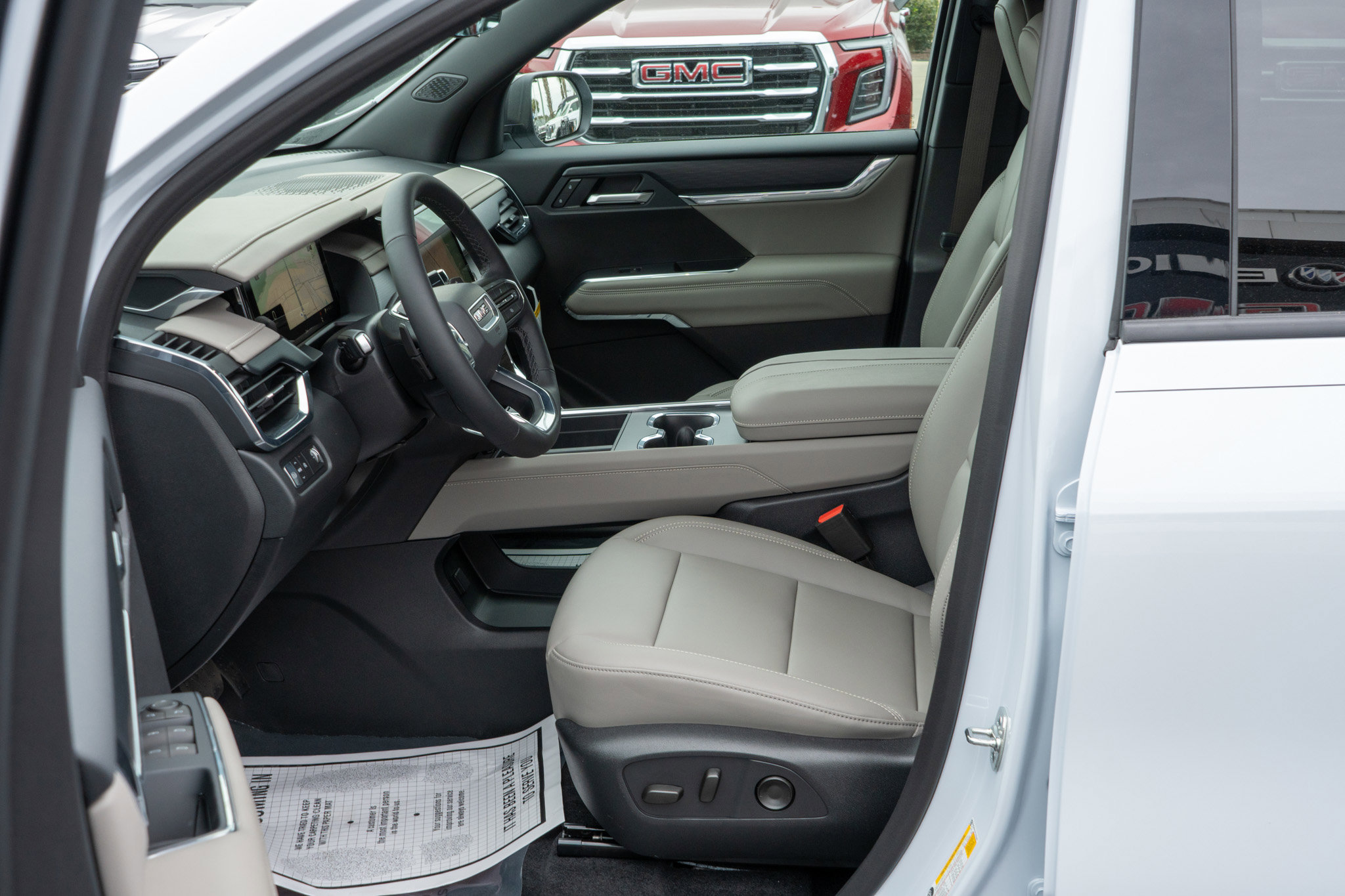 New 2026 GMC Acadia Elevation w/ Elevation Premium Package FWD image 18