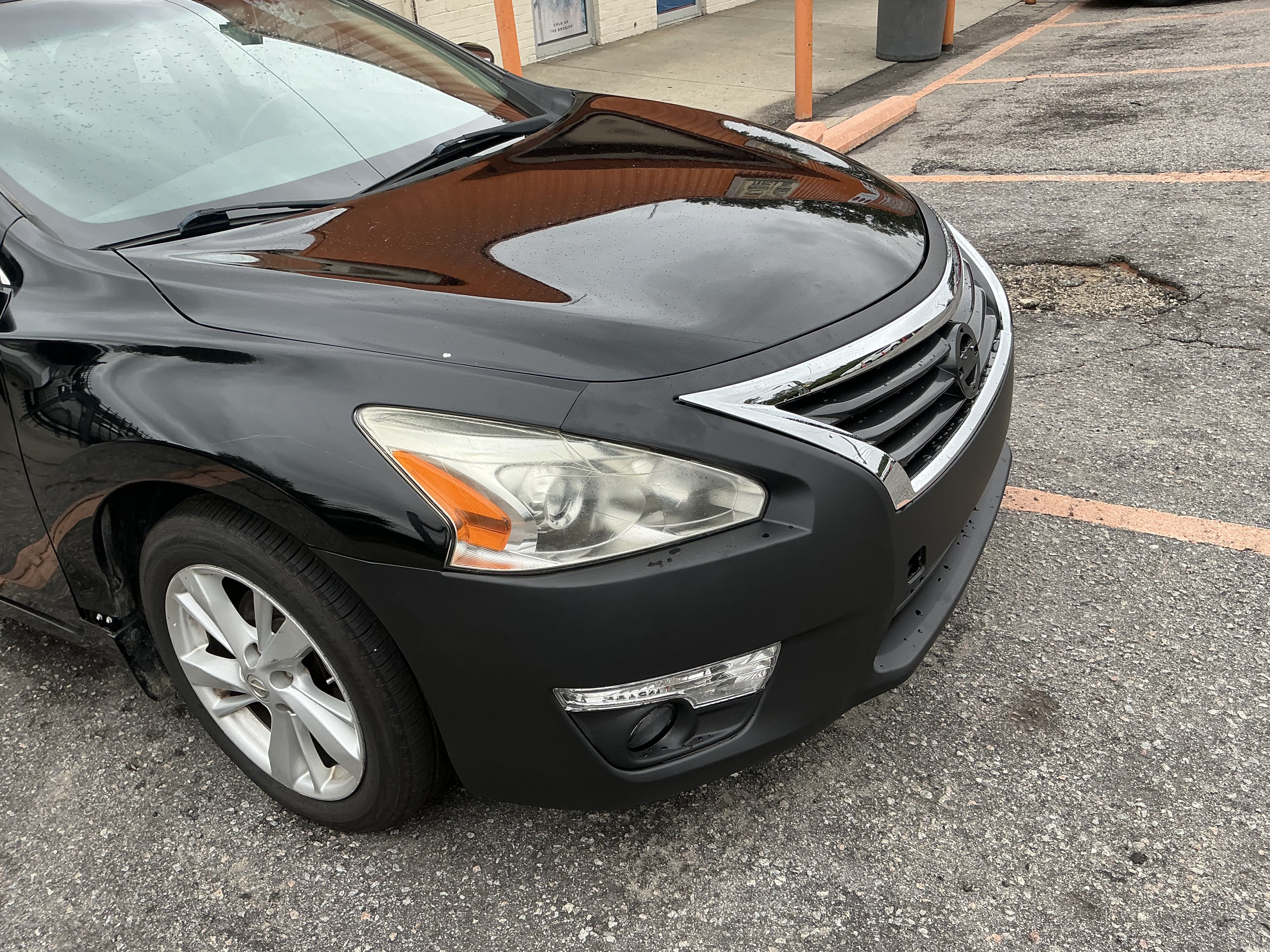 Used 2015 Nissan Altima 2.5 SV FWD image 2